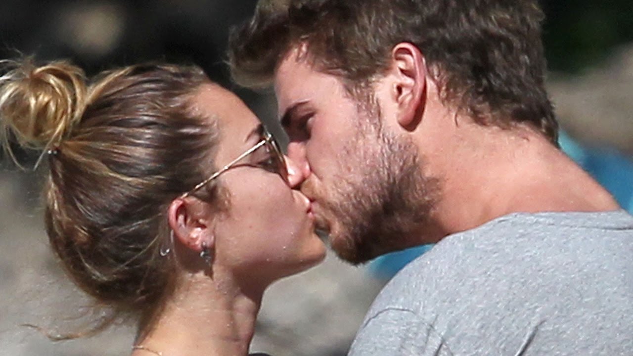 Celebrity Couples that are totally addicted to Each Other