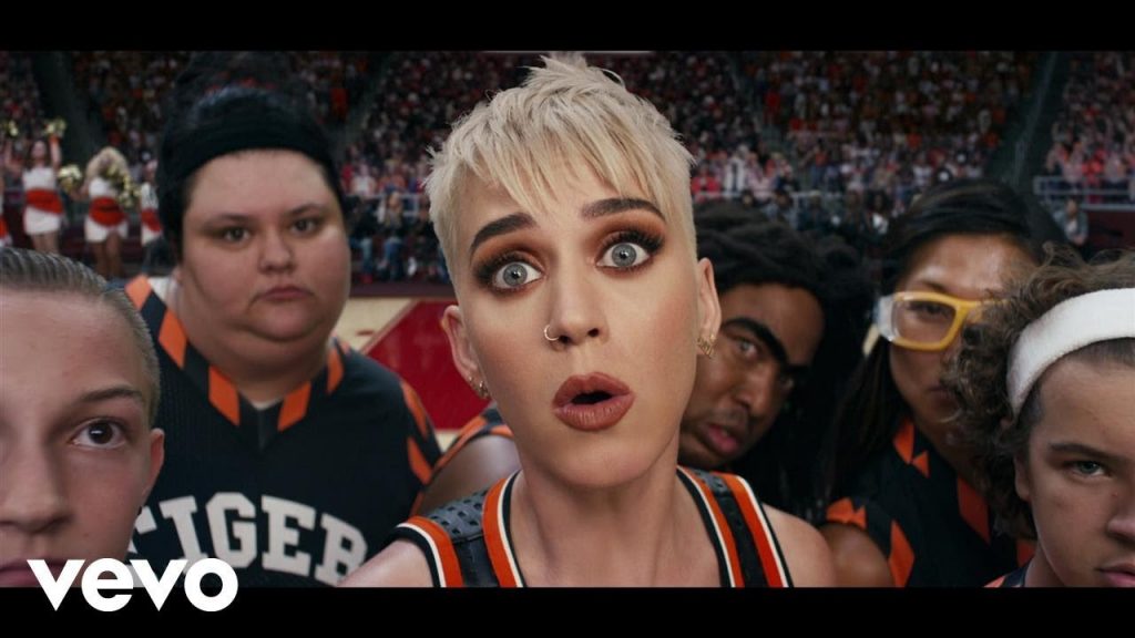 5 RIDICULOUS Moments From Katy Perry’s “Swish Swish” Music Video