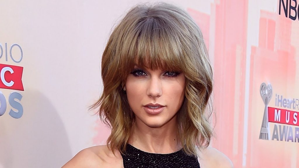 Internet Shows Support For Taylor Swift Amid Trial – Why Aren’t More Celebs?