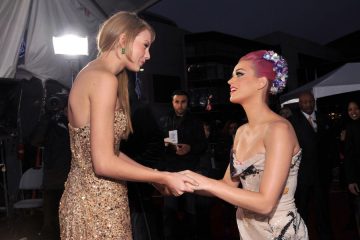 Fans CONVINCED Katy Perry is appearing in Taylor Swift’s “End Game” Video