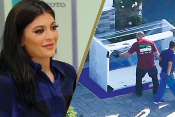 Kylie Jenner receives a Very Special BABY GEAR delivery at Her Home!!!