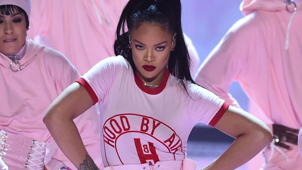 Rihanna – Best Crowd Moments