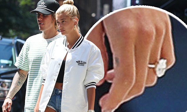 Hailey Baldwin flaunts Engagement Ring with Justin Bieber in New York