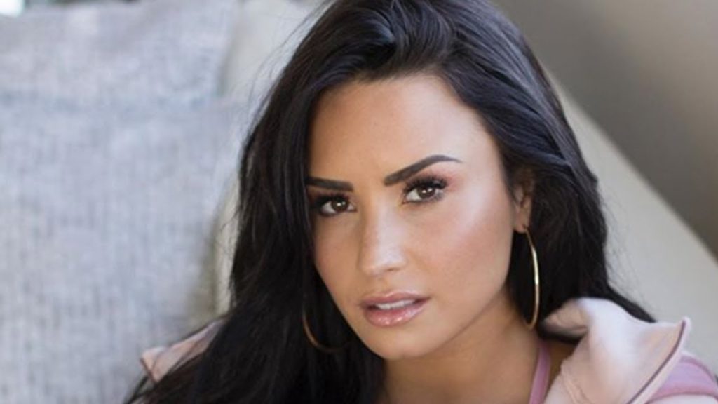 Demi Lovato almost Died during Overdose!