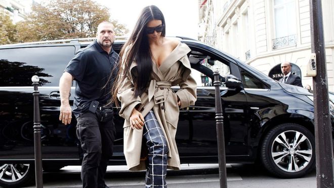 Kim Kardashian’s Bodyguard sued for .1M over Paris Robbery