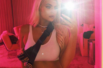 Kylie Jenner pulls down her Pants to reveal insanely Toned Abs 8 months after Giving Birth