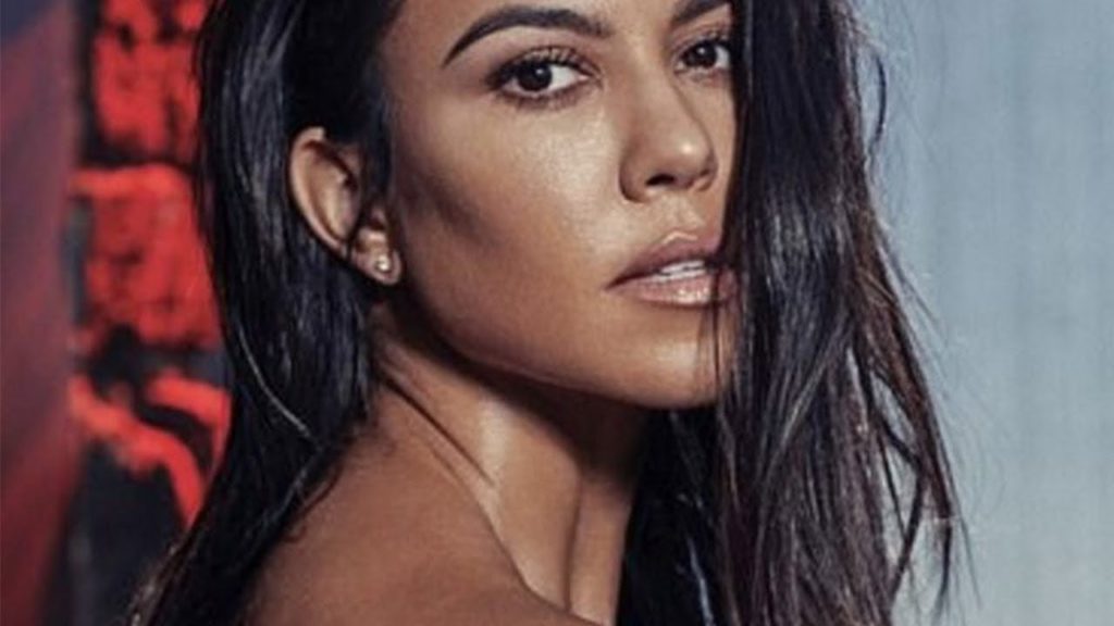 Kourtney Kardashian bares it all on GQ Cover!