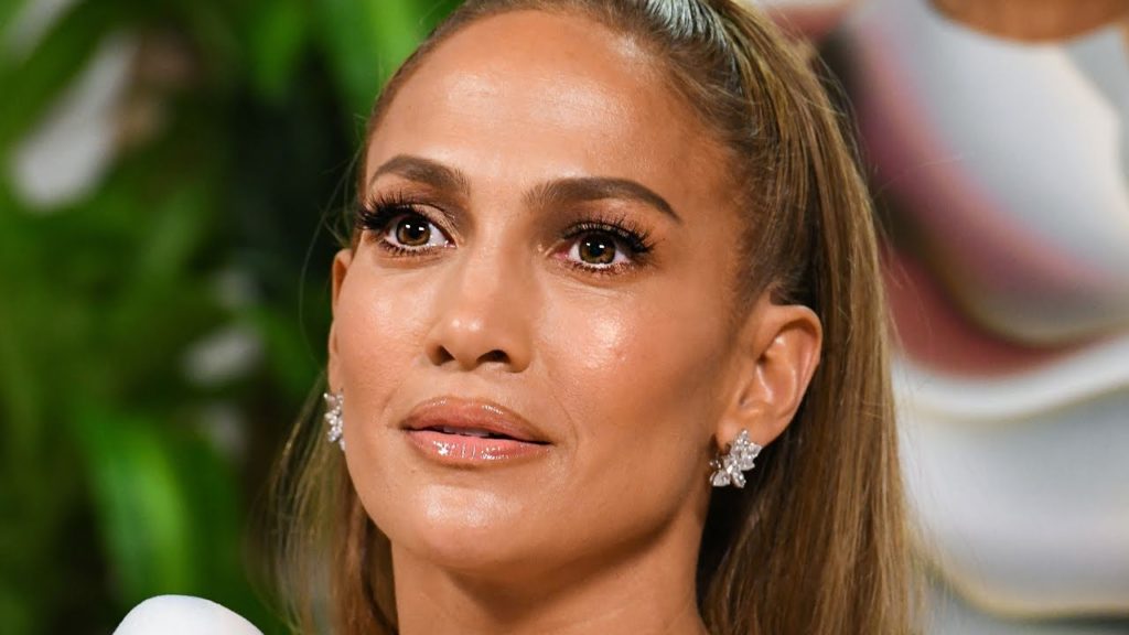 Jennifer Lopez cries over ‘Hustlers’ Reviews in Emotional Video